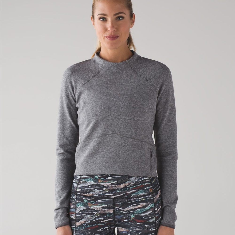 Lululemon - Mock Neck long sleeve